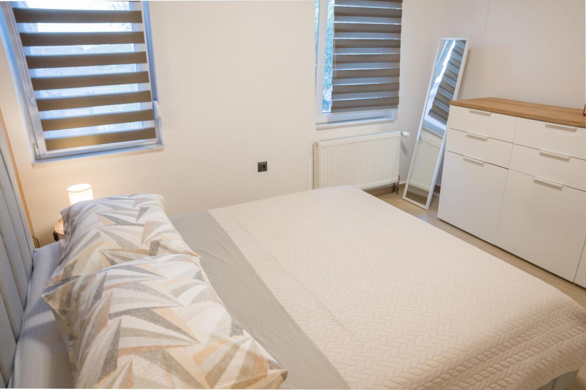 Apartmani Toni Drniš 외부 사진